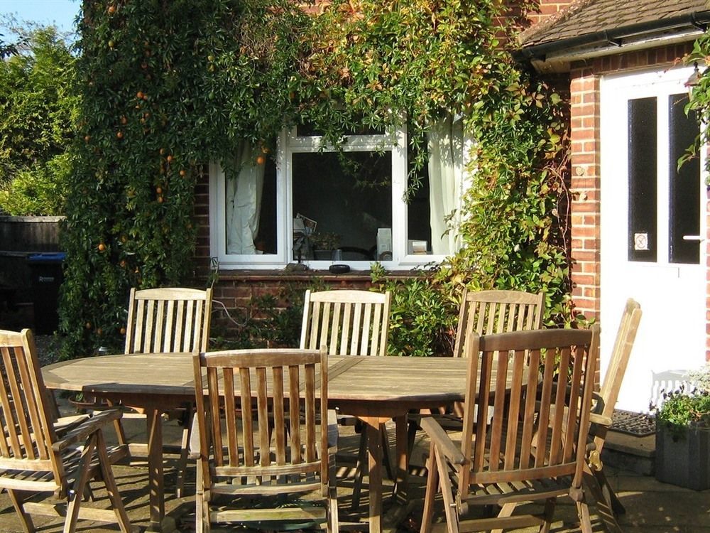 Savannah Bed&Breakfast Virginia Water Exterior foto
