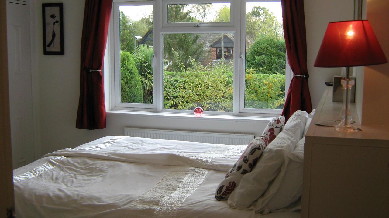 Savannah Bed&Breakfast Virginia Water Exterior foto